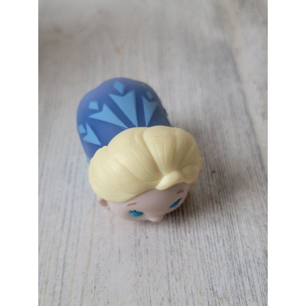 Disney Tsum Tsum Princess Elsa Pixar Frozen toy figure